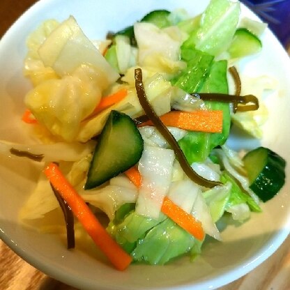 塩昆布の塩気で野菜もたっぷり美味しく！